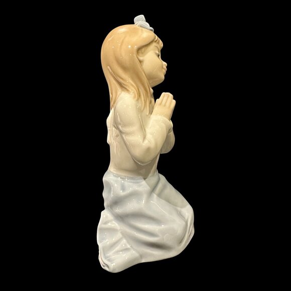 Vintage 1985 NAO by Lladro Praying Girl Porcelain Figurine "Guide Me" - Picture 7 of 8